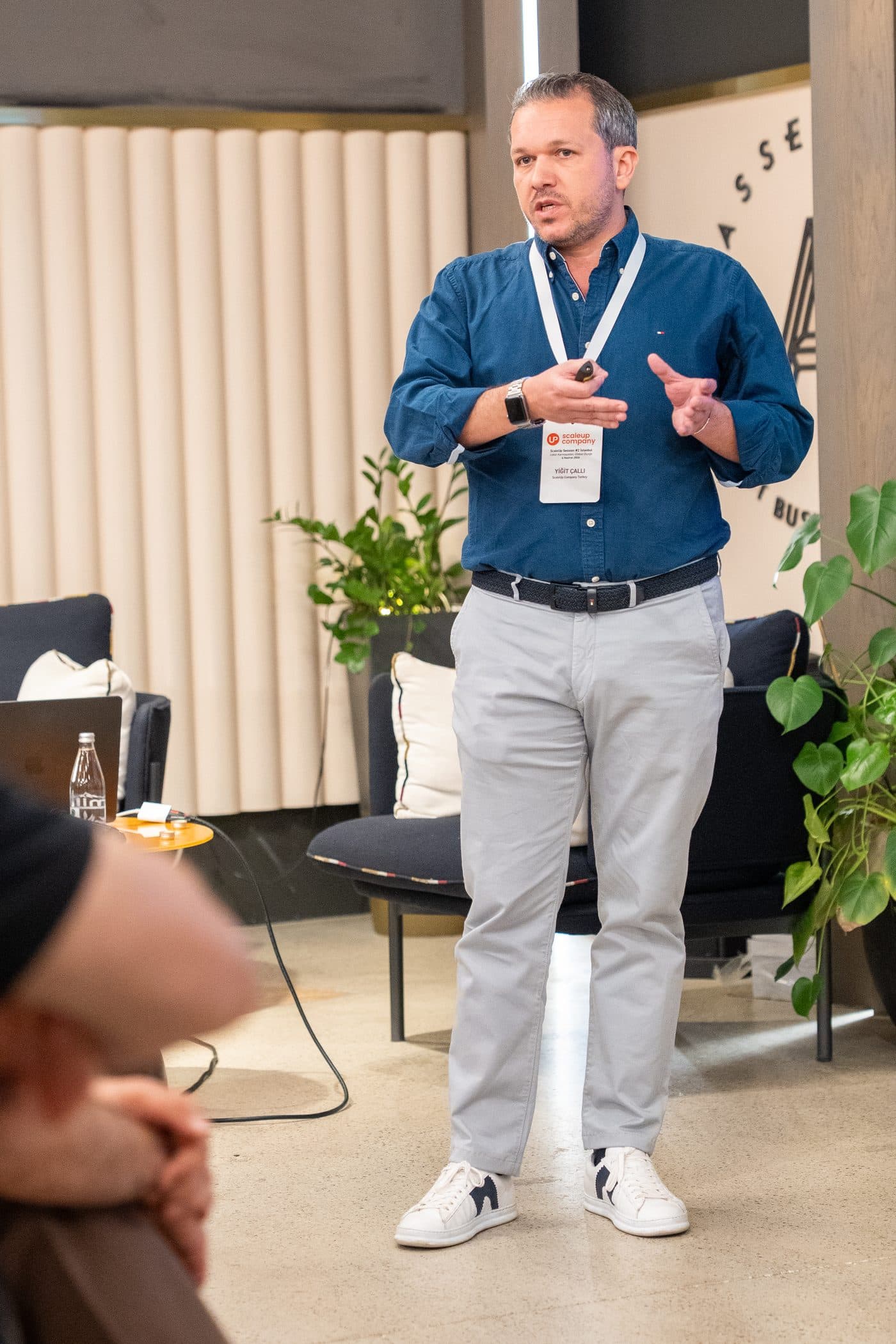 Uno ScaleUp Coach al lavoro durante una sessione